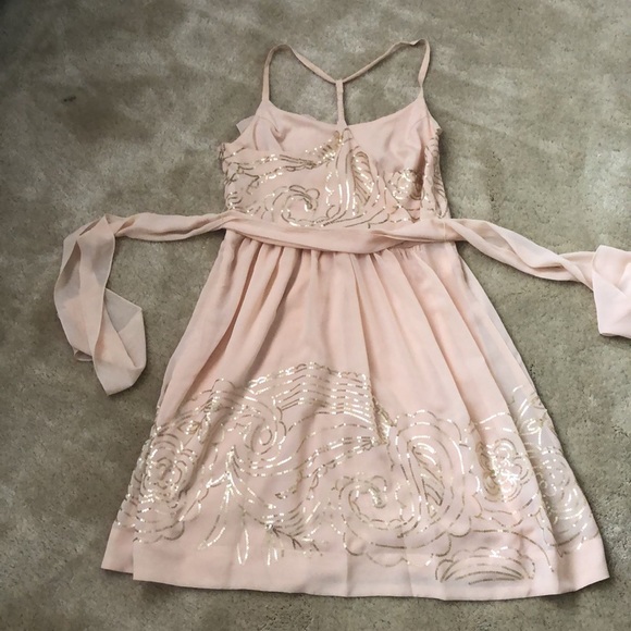 ๐Host Pick!๐Macyโs Johnny Martin cream ruffle and gold sequin trim party dress - Picture 11 of 11
